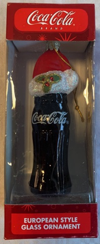 04514-1 € 10,00 coca cola ornament flesje met muts.jpeg